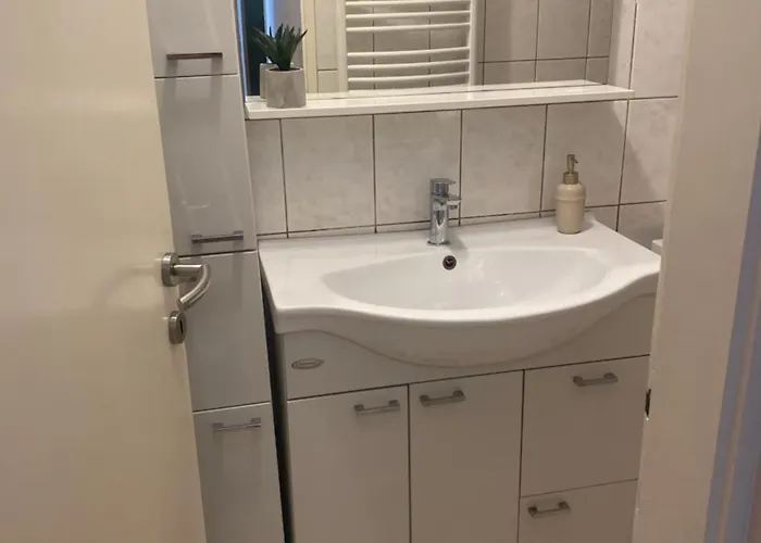 Mist 1 Center سبليت